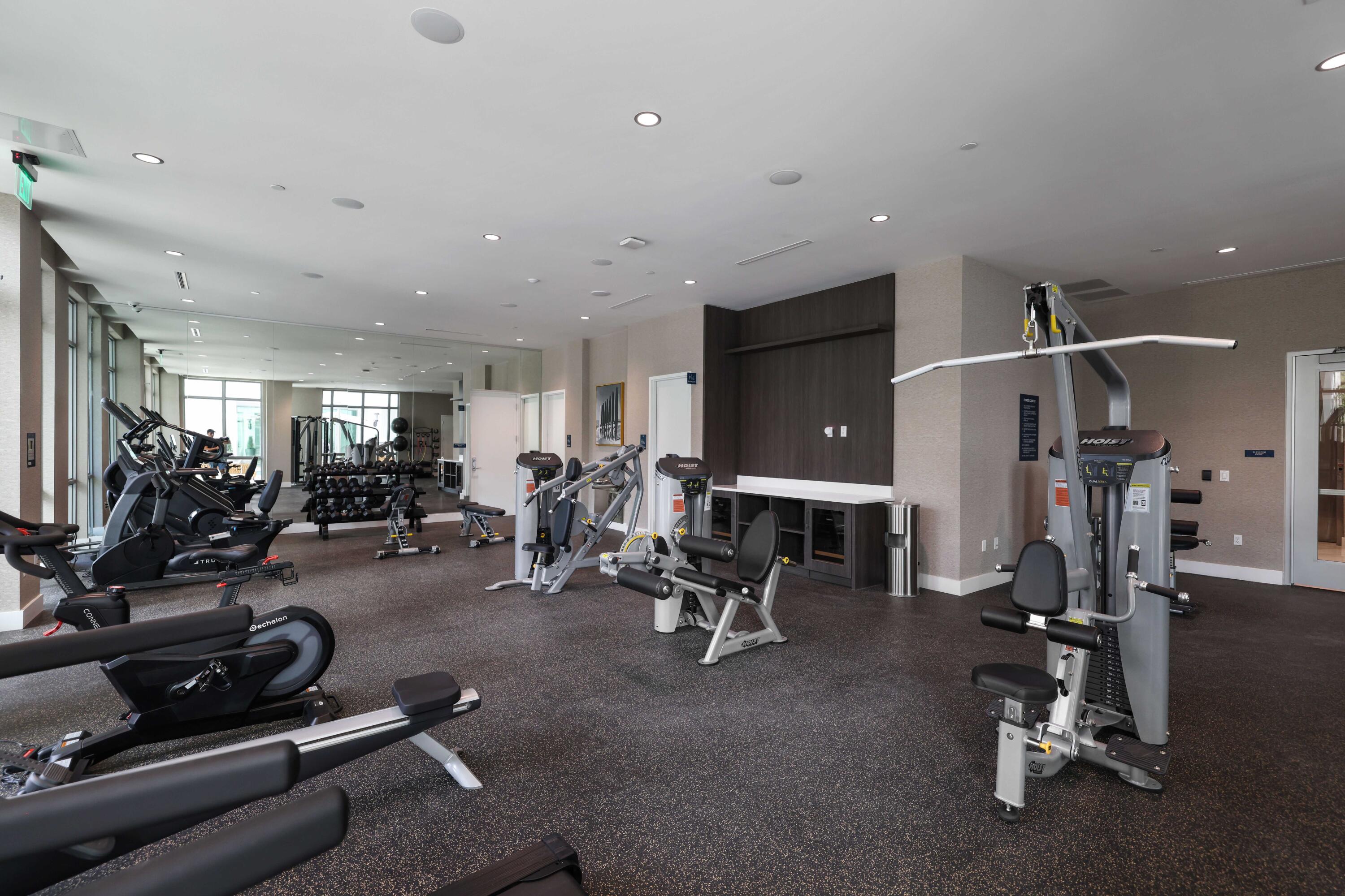 475 East Royal Palm Road, Unit 506 Boca Raton, FL 33432 - Photo 59 of 67 a view of a room with gym equipment