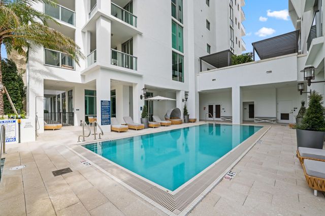$3,899,000 | 475 East Royal Palm Road, Unit 506, Boca Raton, FL 33432