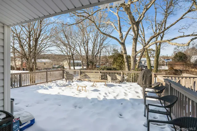 $969,000 | 34 Corsa Street, Dix Hills, NY 11746