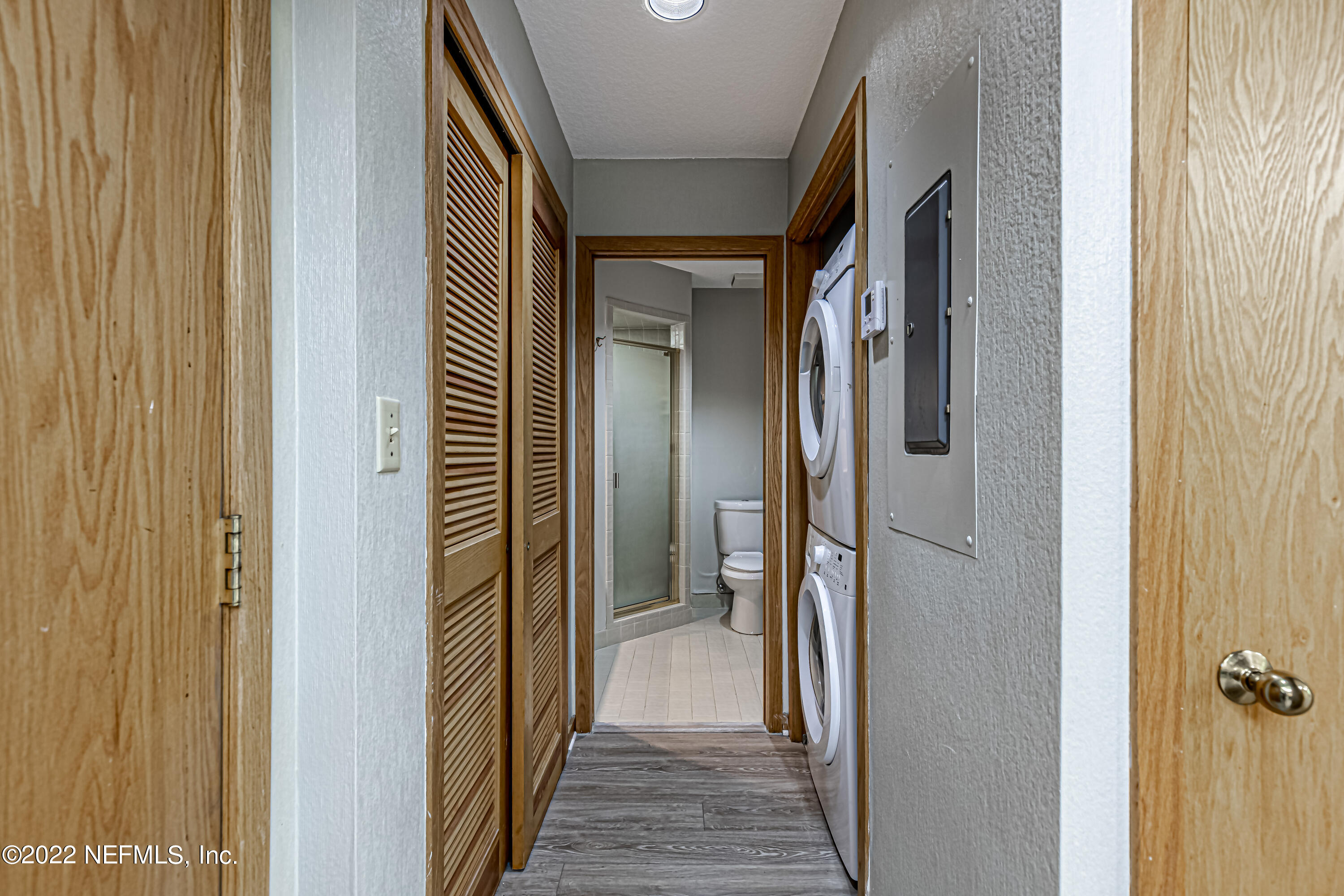 2960 Ravines Road, Unit 1305 Middleburg, FL 32068 - Photo 21 of 36 20-Hallway