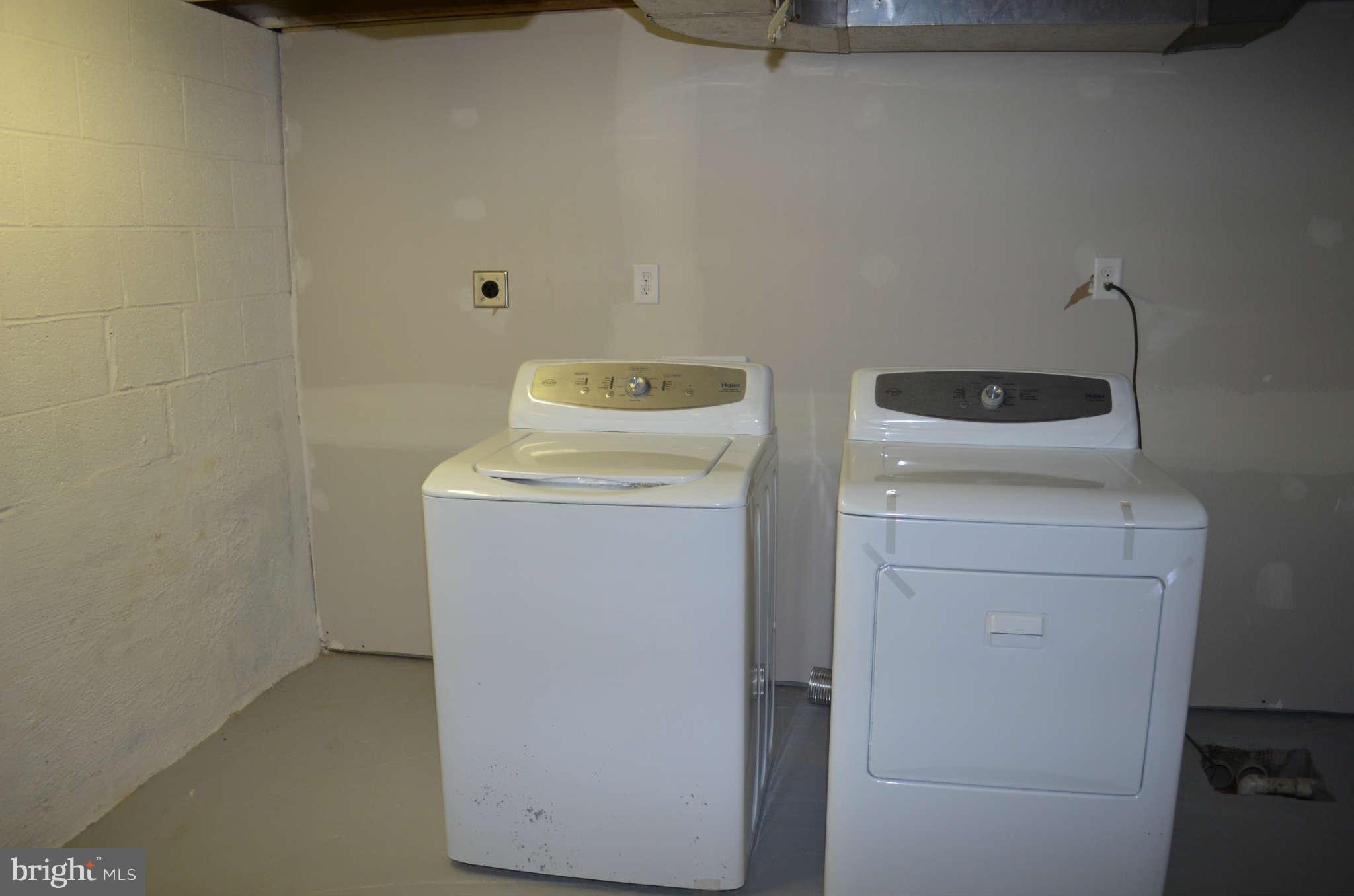 2411 Ritchie Road District Heights, MD 20747 - Photo 17 of 20 washer and dryer