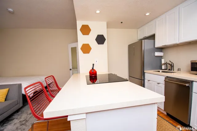 $2,895 | 201 Harrison Street, Unit 829, San Francisco, CA 94105