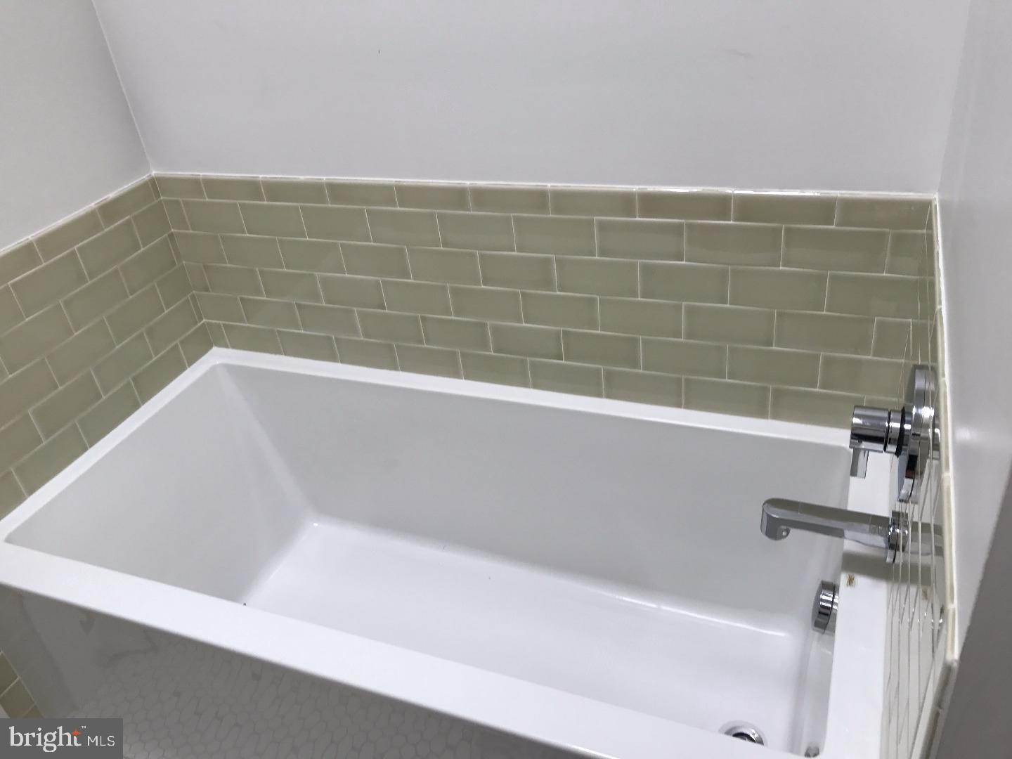 855 North 21st Street Philadelphia, PA 19130 - Photo 11 of 12
