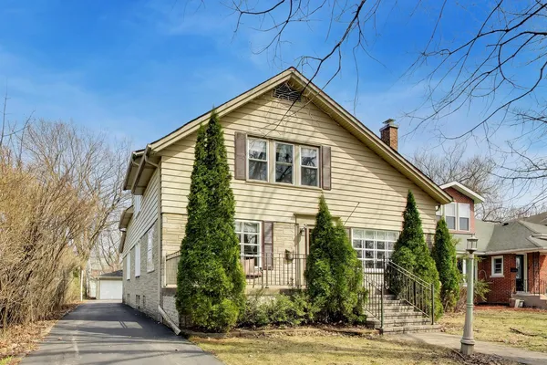$735,000 | 283 Bartram Road, Riverside, IL 60546