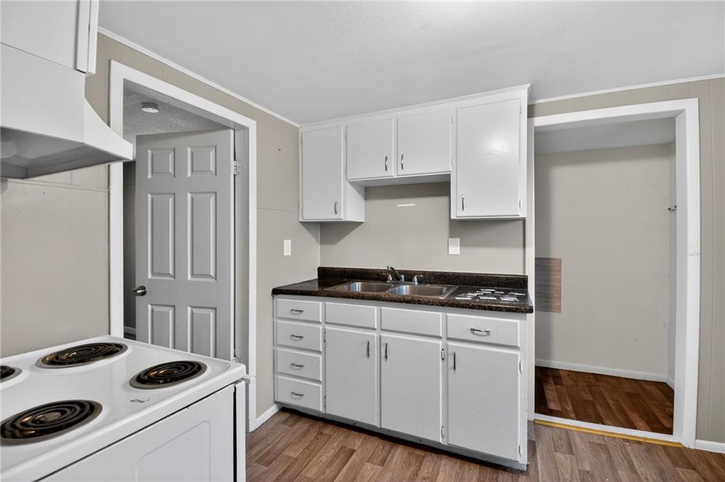 405 Bellemere Road Blue Springs, MO 64015 - Photo 21 of 33