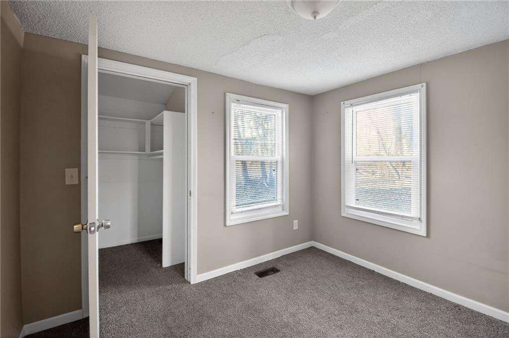 405 Bellemere Road Blue Springs, MO 64015 - Photo 25 of 33