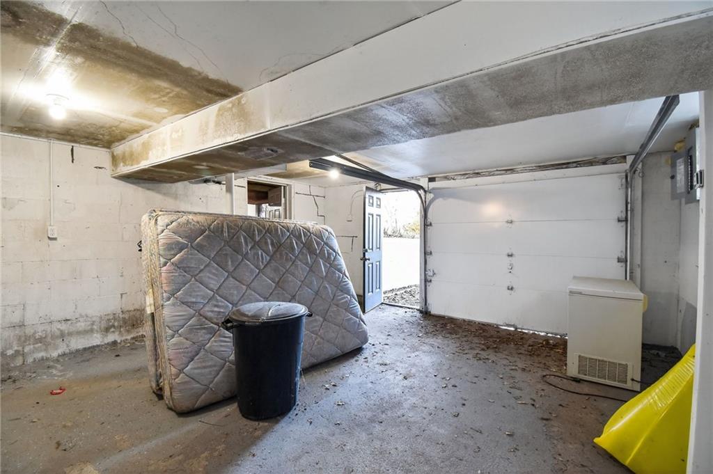 405 Bellemere Road Blue Springs, MO 64015 - Photo 7 of 33