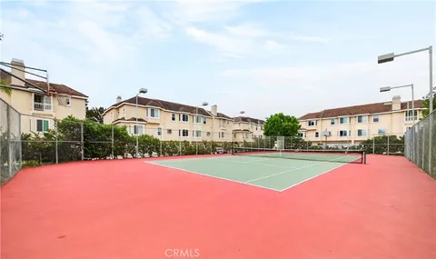 $1,087,000 | 2825 Plaza Del Amo, Unit 102, Torrance, CA 90503