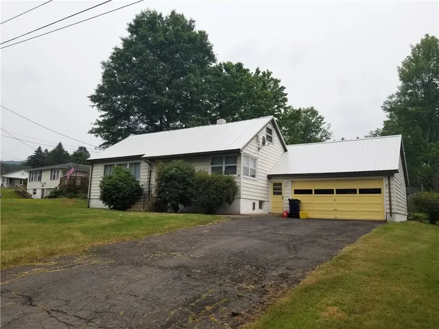 $169,900 | 7 Loomis Drive, Sidney, NY 13838