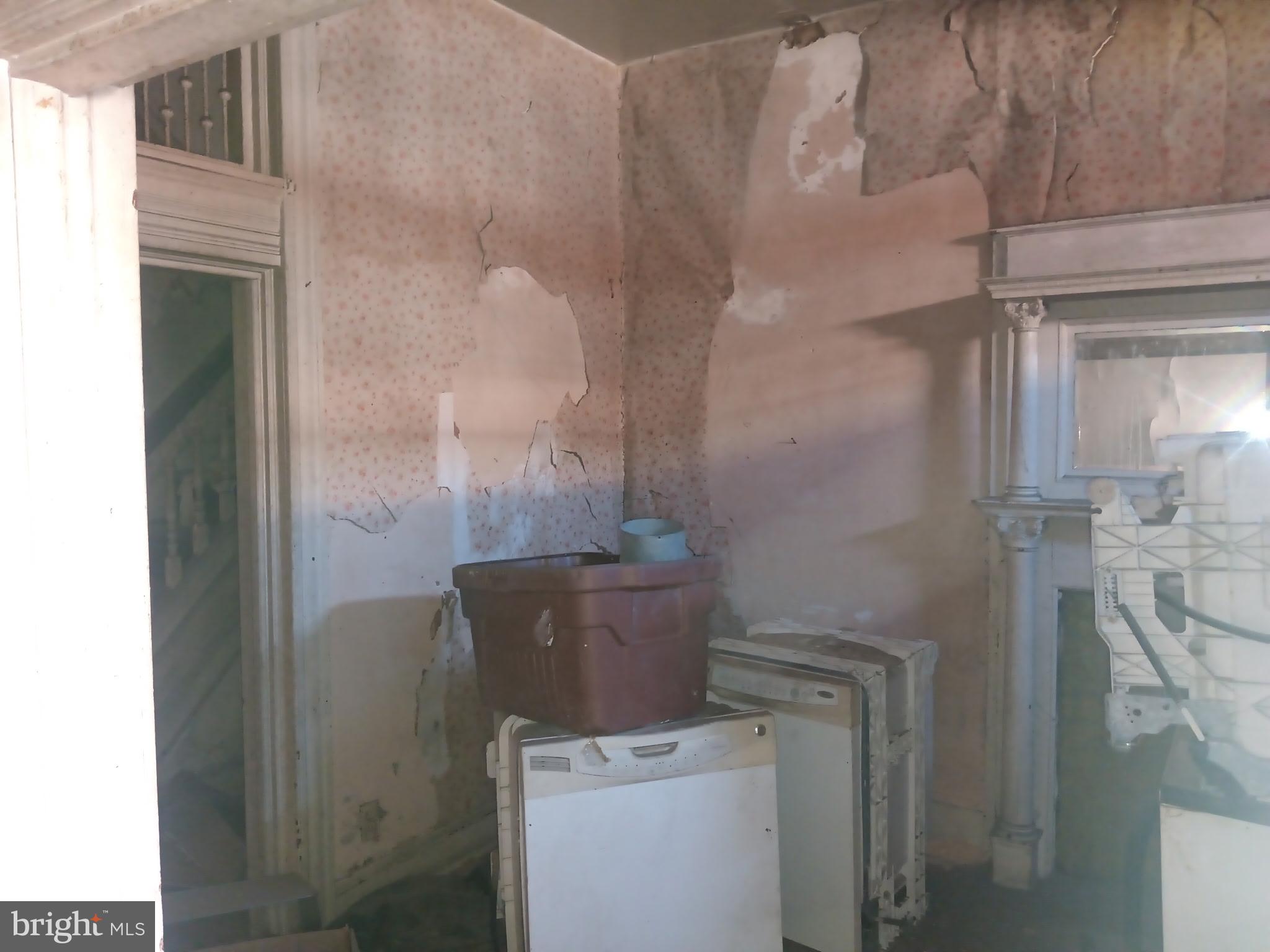 2605 East Preston Street Baltimore, MD 21213 - Photo 6 of 9 a view of bathroom with a washer and dryer