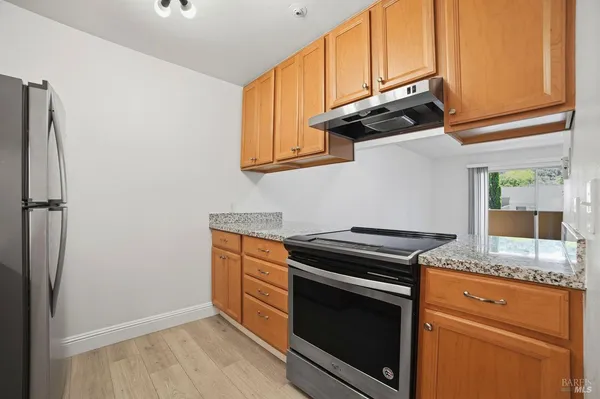 $399,000 | 1370 Townview Avenue, Unit 202, Santa Rosa, CA 95405