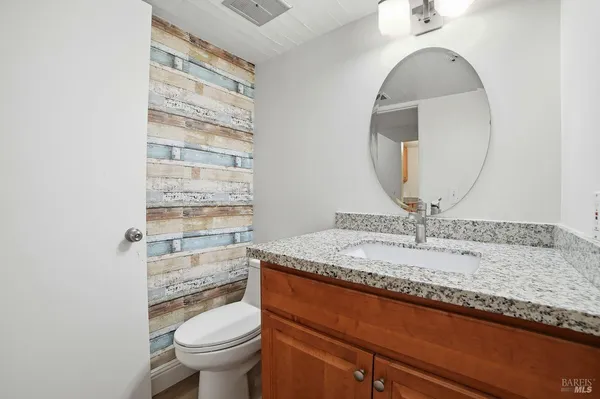 $399,000 | 1370 Townview Avenue, Unit 202, Santa Rosa, CA 95405