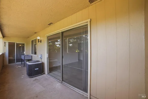 $399,000 | 1370 Townview Avenue, Unit 202, Santa Rosa, CA 95405