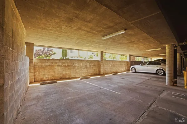 $399,000 | 1370 Townview Avenue, Unit 202, Santa Rosa, CA 95405
