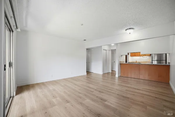 $399,000 | 1370 Townview Avenue, Unit 202, Santa Rosa, CA 95405