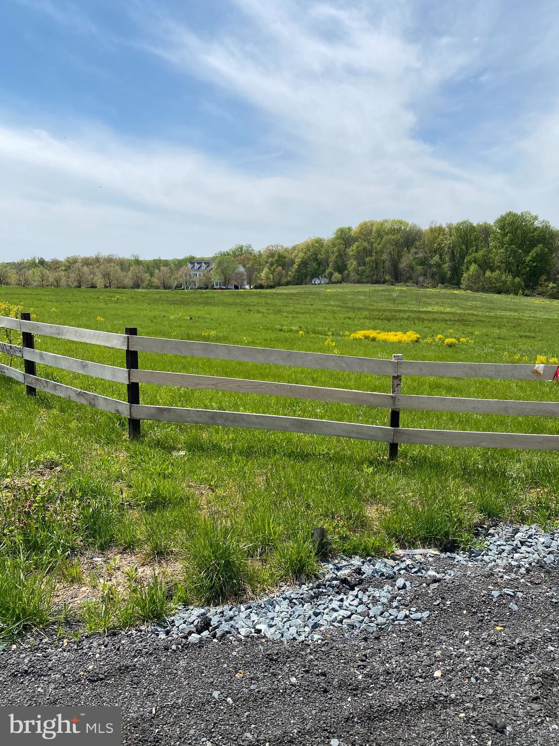 18450 Cattail Road Poolesville, MD 20837 - Photo 2 of 3