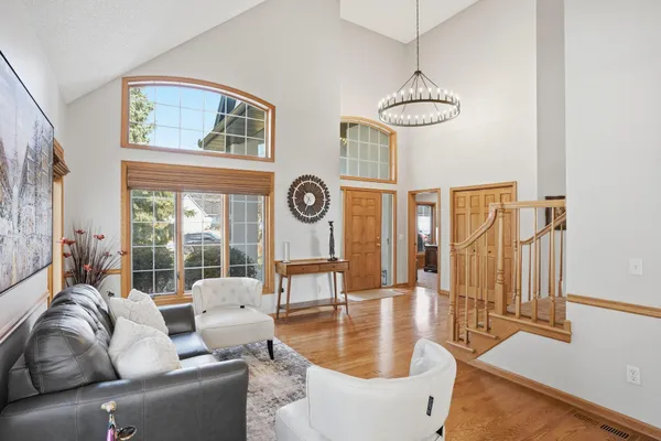 $724,900 | 4230 Pineview Lane North, Plymouth, MN 55442