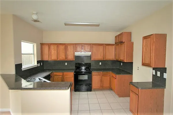 $1,570 | 9606 Ashville Drive, Unit B, Houston, TX 77051