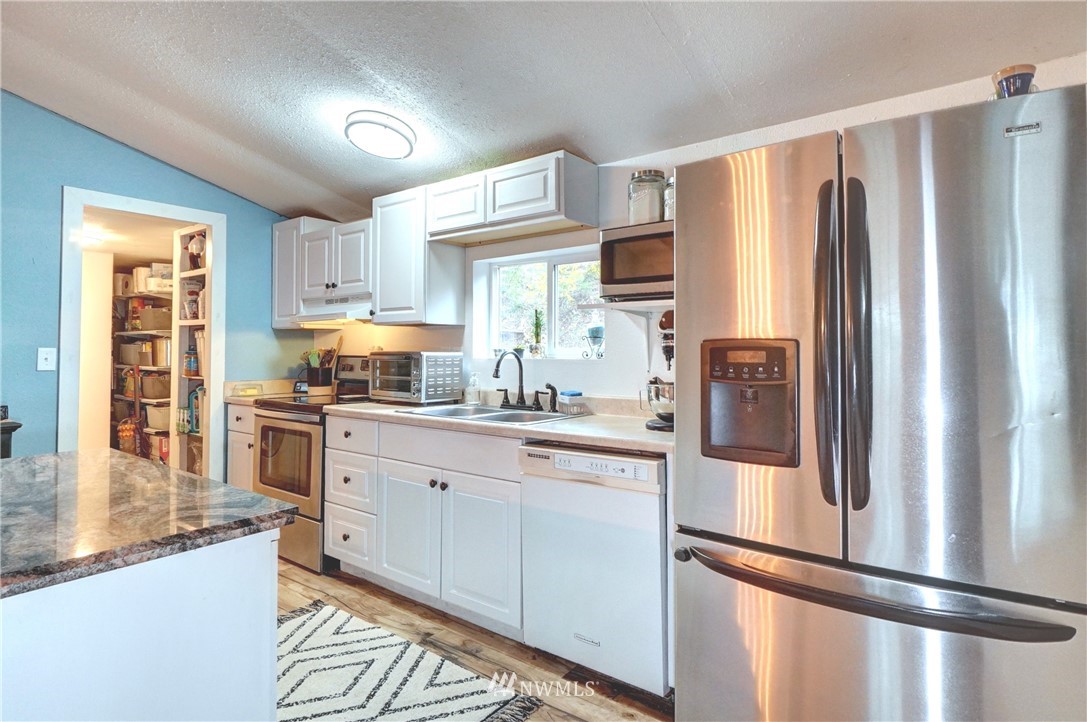 840 Northeast Larson Lake Road Belfair, WA 98528 - Photo 15 of 30 Gallery Image 15
