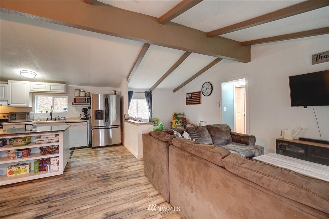 840 Northeast Larson Lake Road Belfair, WA 98528 - Photo 7 of 30 Gallery Image 7