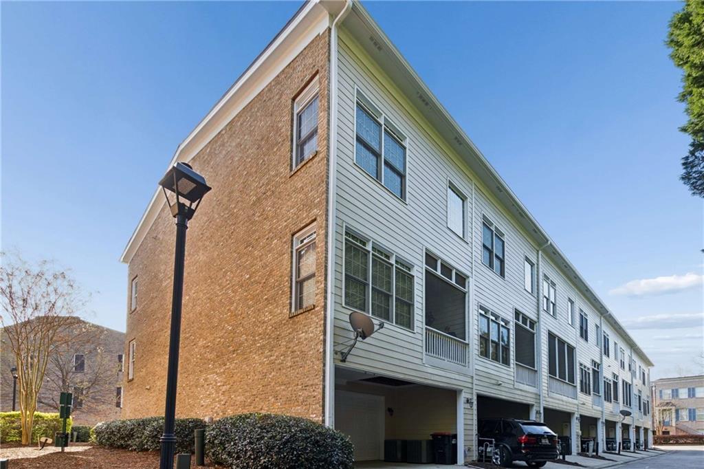 941 Persimmon Point Northeast Atlanta, GA 30328 - Photo 20 of 24