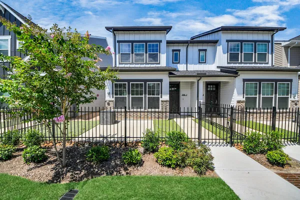 $2,199 | 5300 Berkeley Knl Circle, Unit 235, Richmond, TX 77407