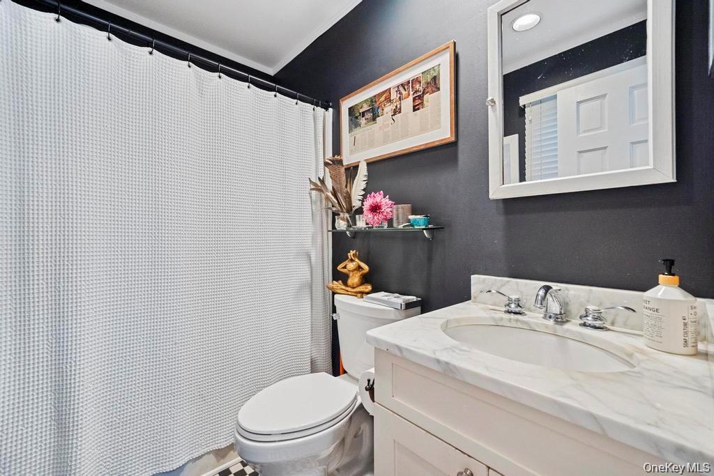 146 Old Stump Road Brookhaven, NY 11719 - Photo 13 of 25 Full bath on main floor