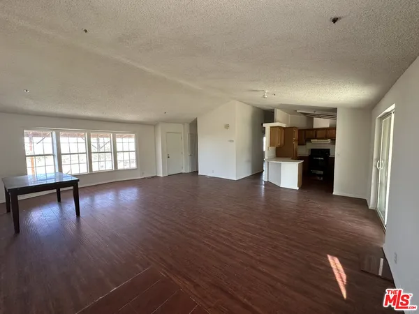 $270,000 | 32049 213th Street East, Llano, CA 93544