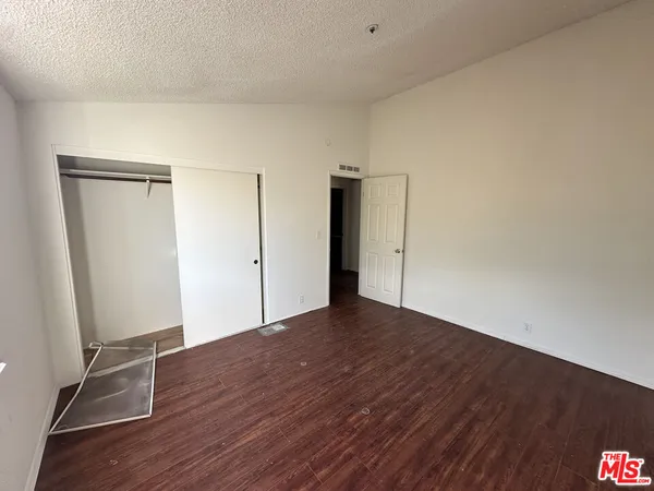 $270,000 | 32049 213th Street East, Llano, CA 93544