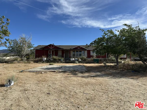 $270,000 | 32049 213th Street East, Llano, CA 93544