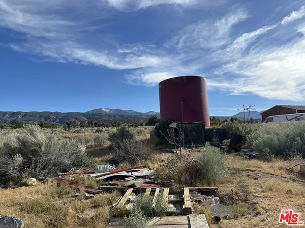 $270,000 | 32049 213th Street East, Llano, CA 93544