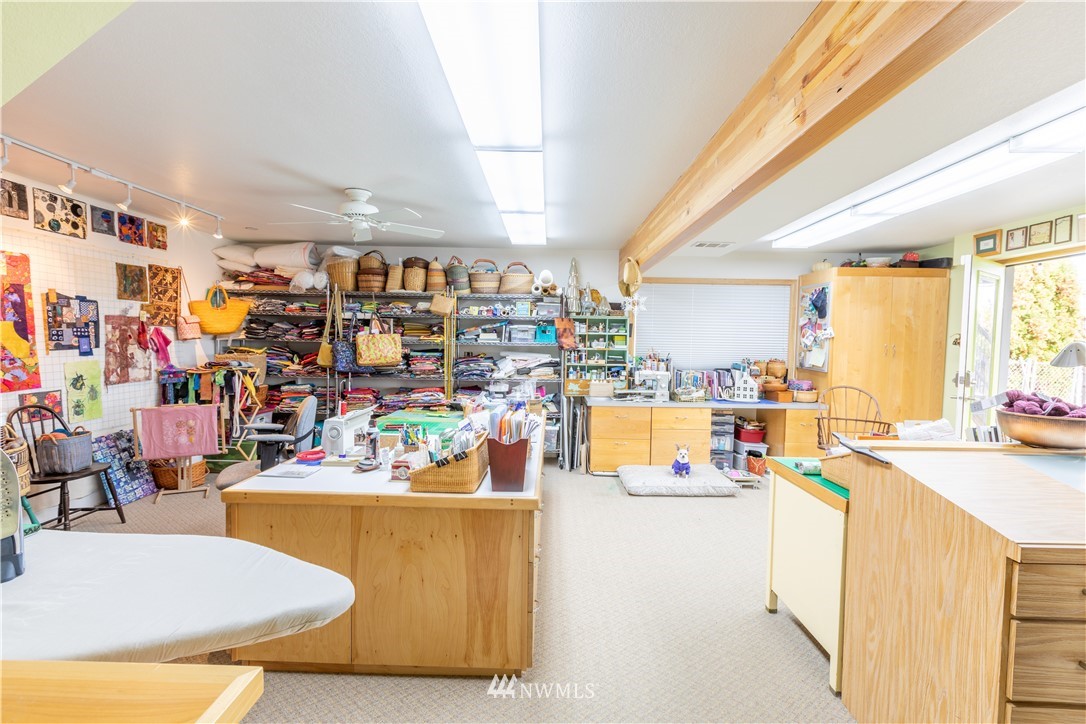 370 Statter Road Ephrata, WA 98823 - Photo 34 of 39 a view of a room with lots of stuff