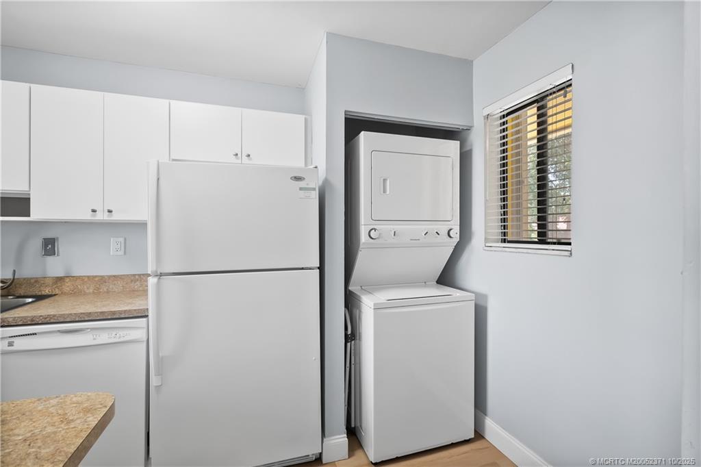 5355 Southeast Miles Grant Road, Unit E212 Stuart, FL 34997 - Photo 16 of 42