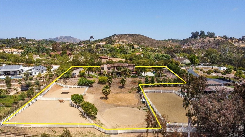 3055 Brookside Lane Encinitas, CA 92024 - Photo 3 of 32