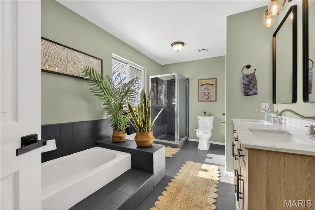 7028 Chalkstone Road St. Louis, MO 63129 - Photo 22 of 45