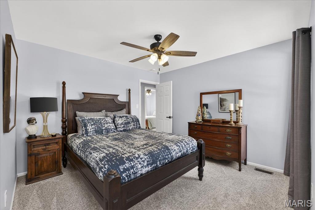 7028 Chalkstone Road St. Louis, MO 63129 - Photo 26 of 45