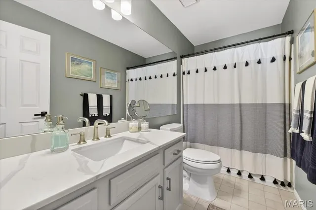 $469,900 | 7028 Chalkstone Road, St. Louis, MO 63129