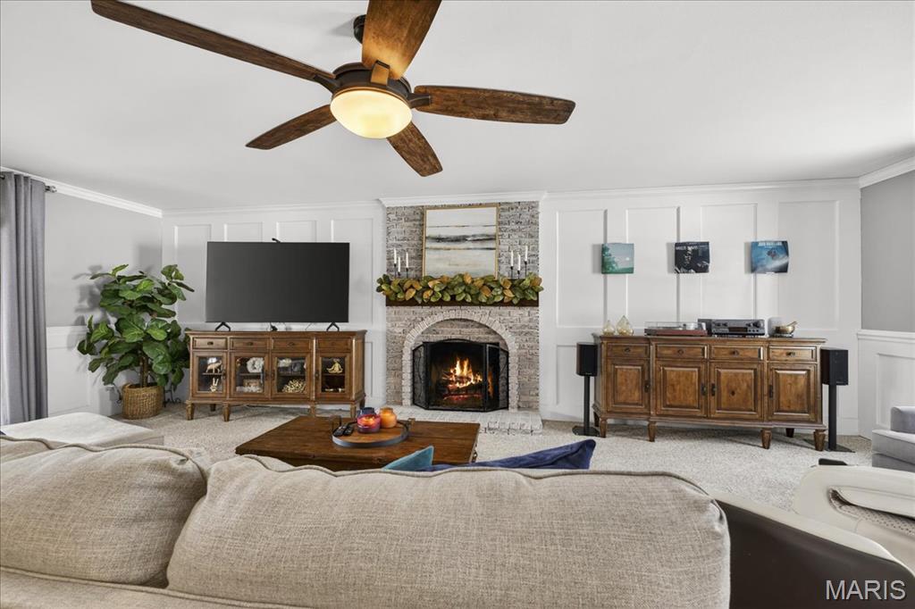 7028 Chalkstone Road St. Louis, MO 63129 - Photo 4 of 45