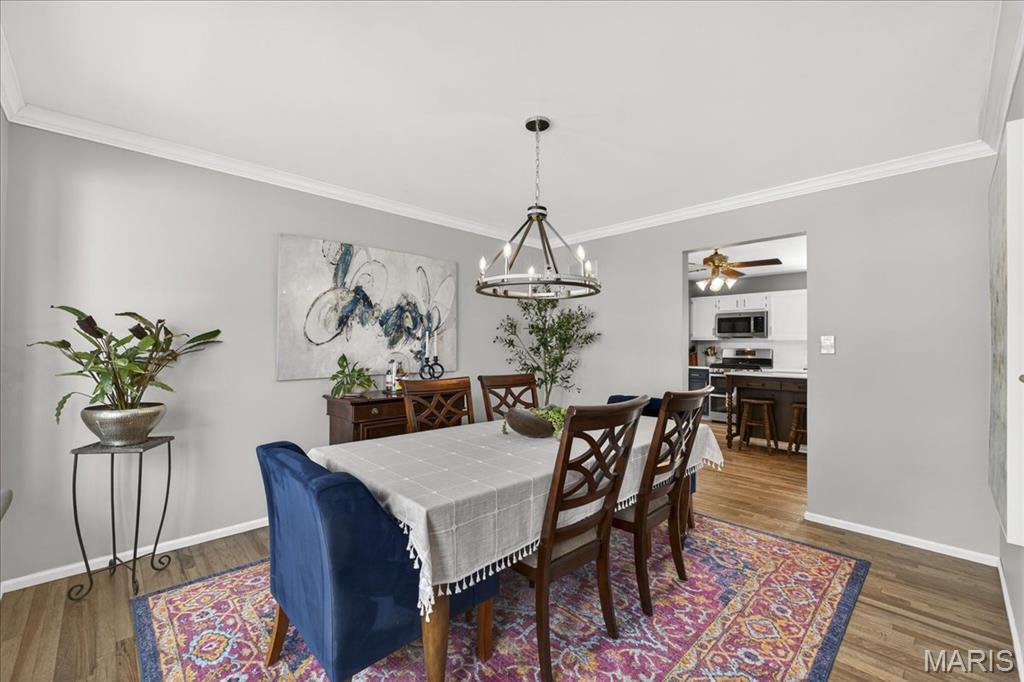 7028 Chalkstone Road St. Louis, MO 63129 - Photo 8 of 45