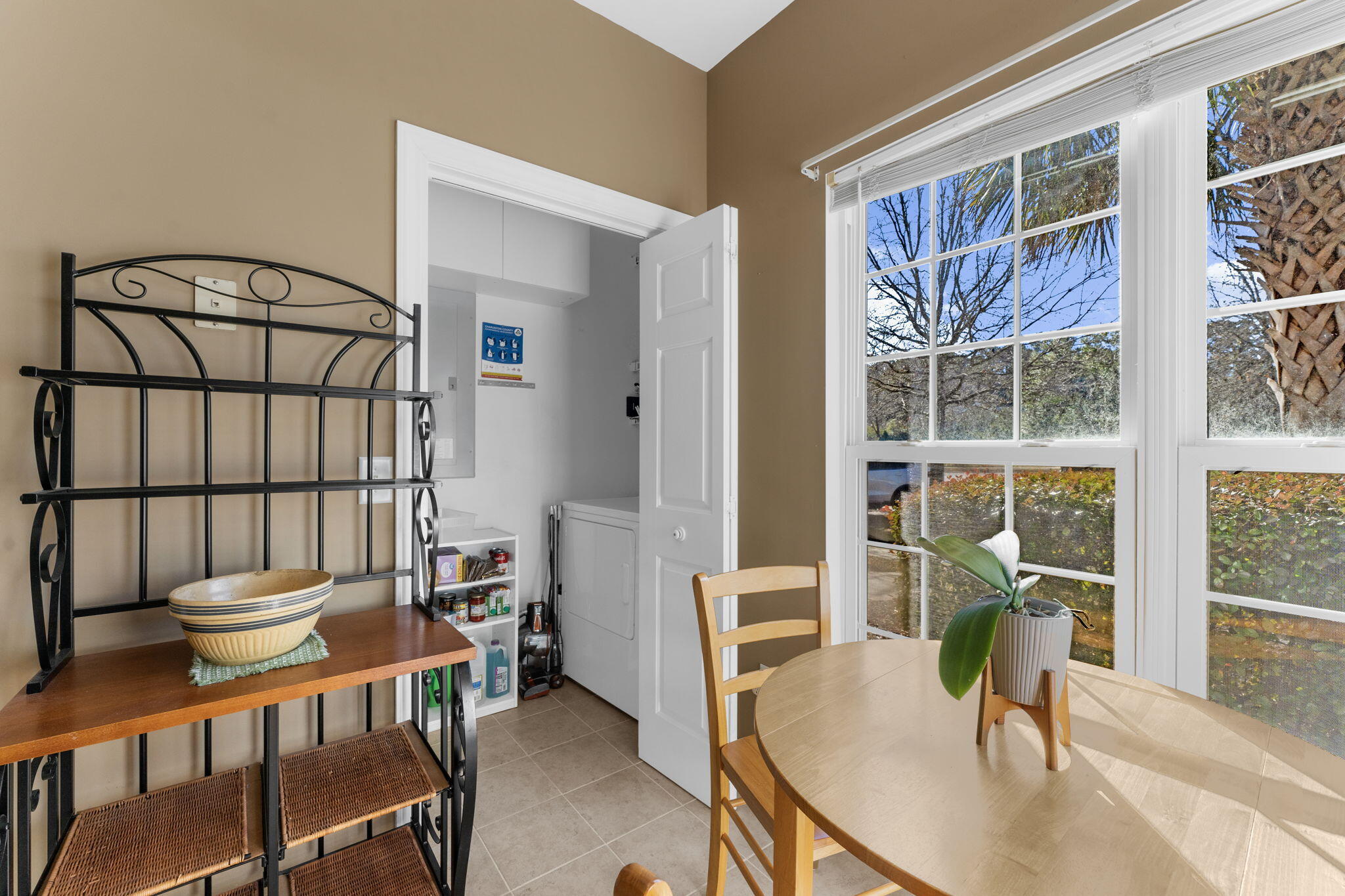 1441 Wellbrooke Lane Mount Pleasant, SC 29466 - Photo 11 of 33 25-web-or-mls-DSC02852