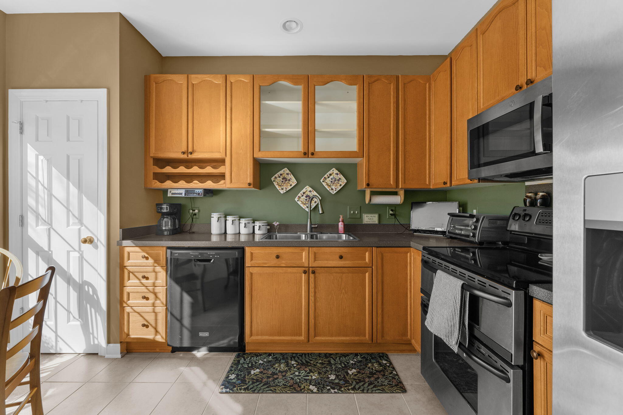 1441 Wellbrooke Lane Mount Pleasant, SC 29466 - Photo 8 of 33 22-web-or-mls-DSC02837