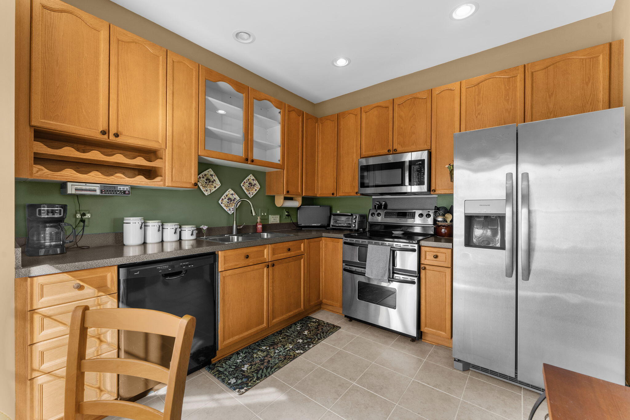 1441 Wellbrooke Lane Mount Pleasant, SC 29466 - Photo 9 of 33 23-web-or-mls-DSC02842