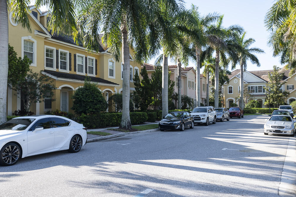 107 Mulligan Place Jupiter, FL 33458 - Photo 3 of 43 Mulligan PL