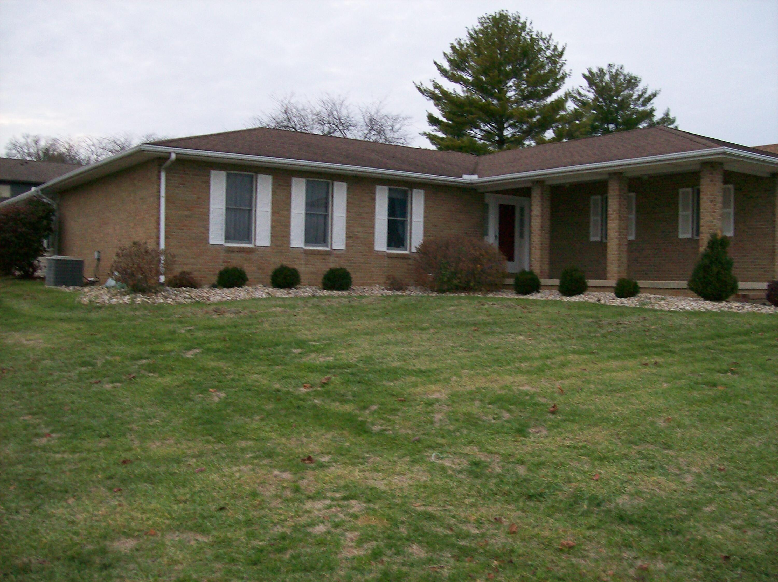 417 Ridgedale Drive Circleville, OH 43113 - Photo 3 of 39 101_1447