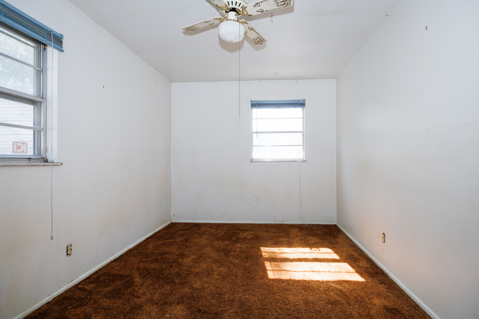 1307 Glenwood Road Bloomington, IL 61704 - Photo 14 of 21 a view of room with window