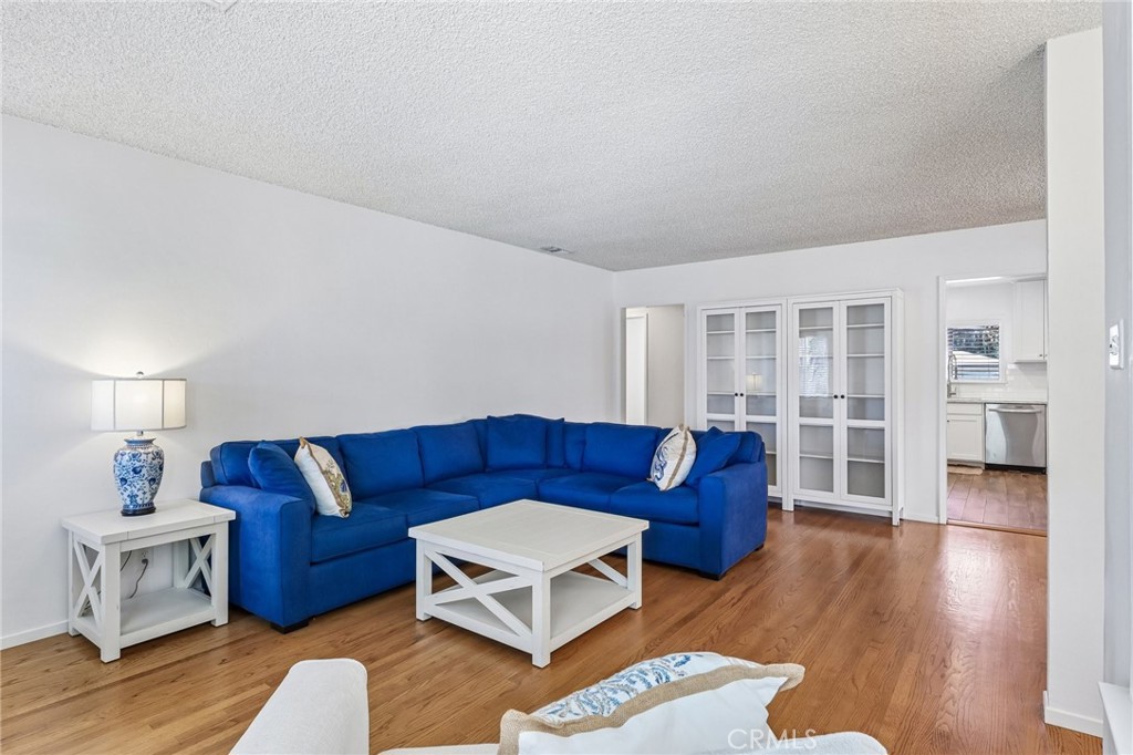 4593 Gardena Drive Riverside, CA 92506 - Photo 8 of 40