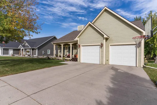 $449,000 | 1020 Verlin Lane, Fergus Falls, MN 56537