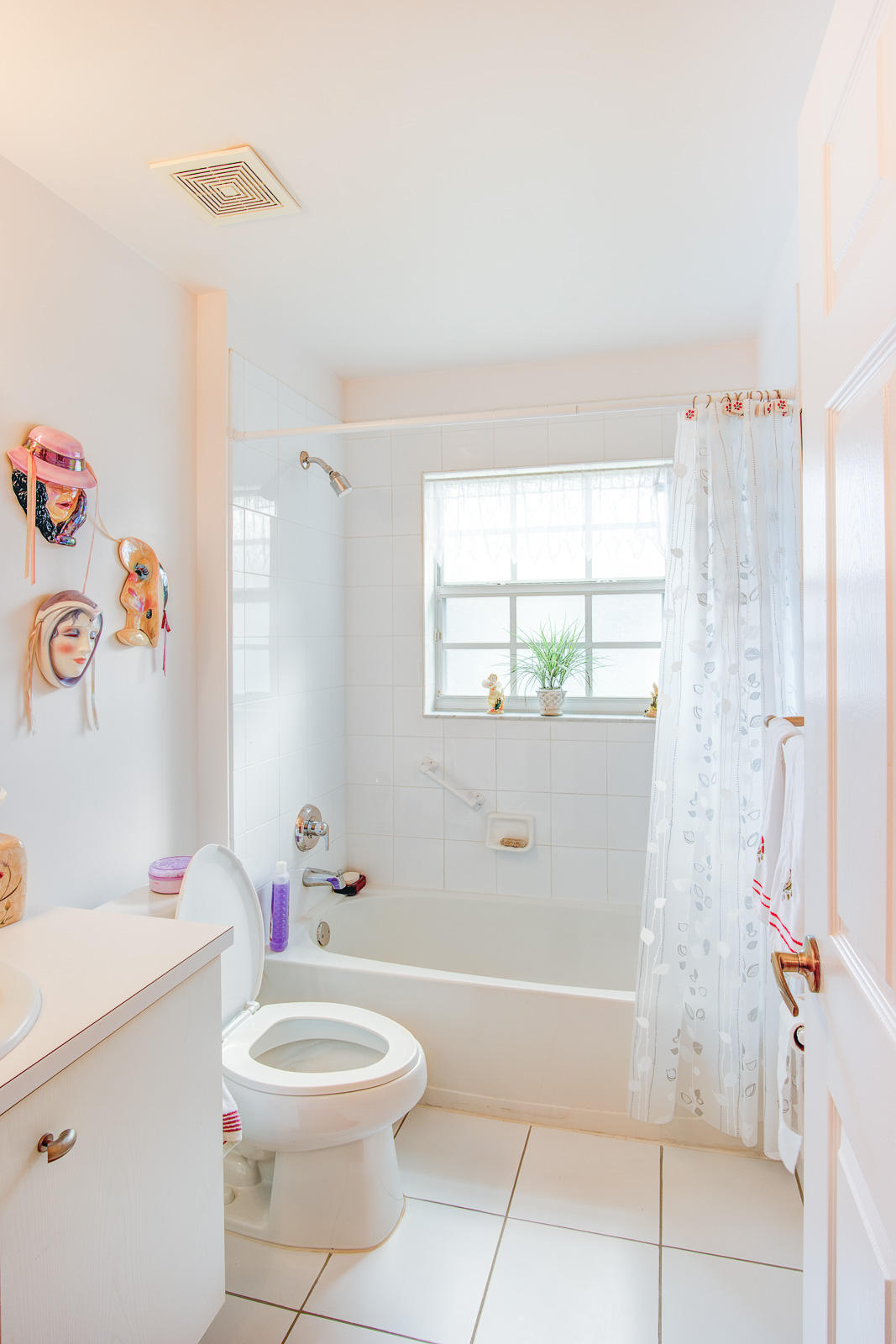 6081 Petunia Road Delray Beach, FL 33484 - Photo 18 of 29 2nd Bath