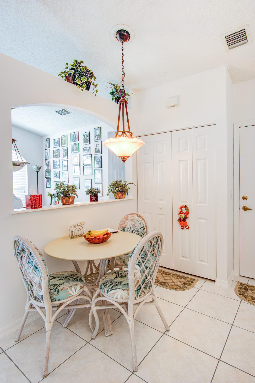 6081 Petunia Road Delray Beach, FL 33484 - Photo 20 of 29 Eat-In Kitchen