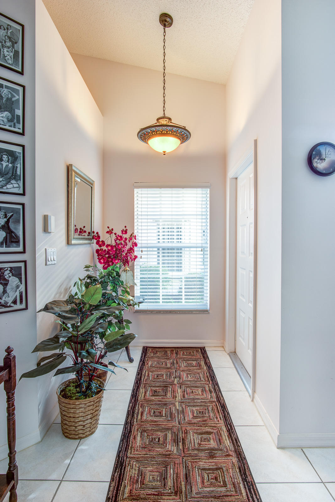 6081 Petunia Road Delray Beach, FL 33484 - Photo 3 of 29 Spacious Foyer